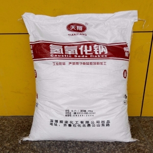 片堿（氫氧化鈉/NaOH）——火堿，苛性